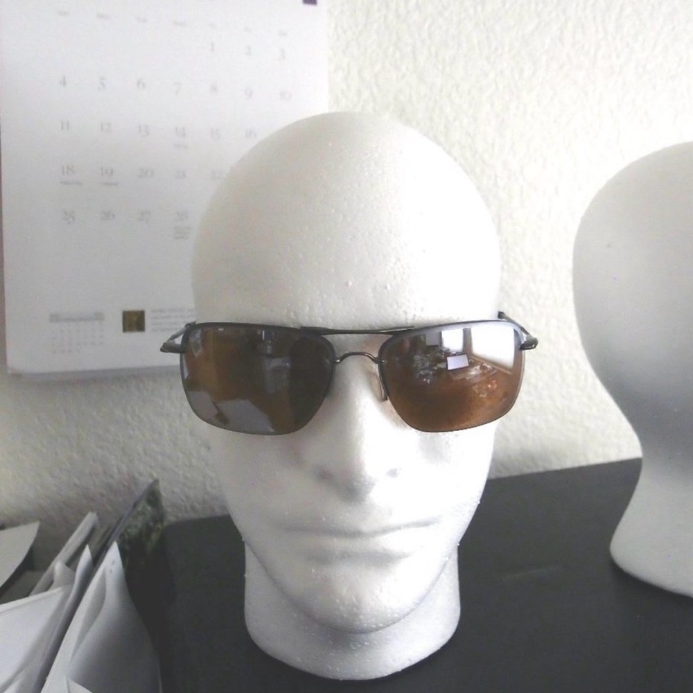 Oakley tailhook square aviators unisex/ polarized